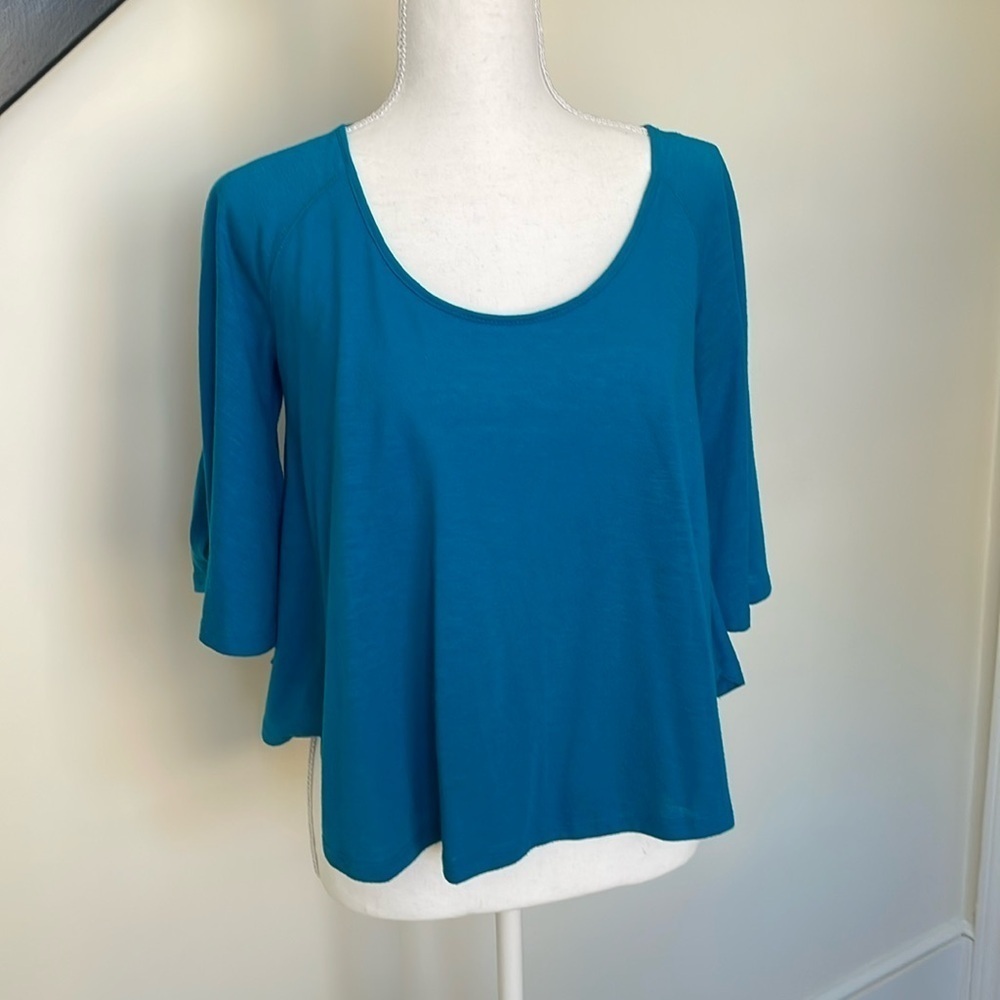 Xhilaration Blue Slit Sleeves Crew Neck Top. XS